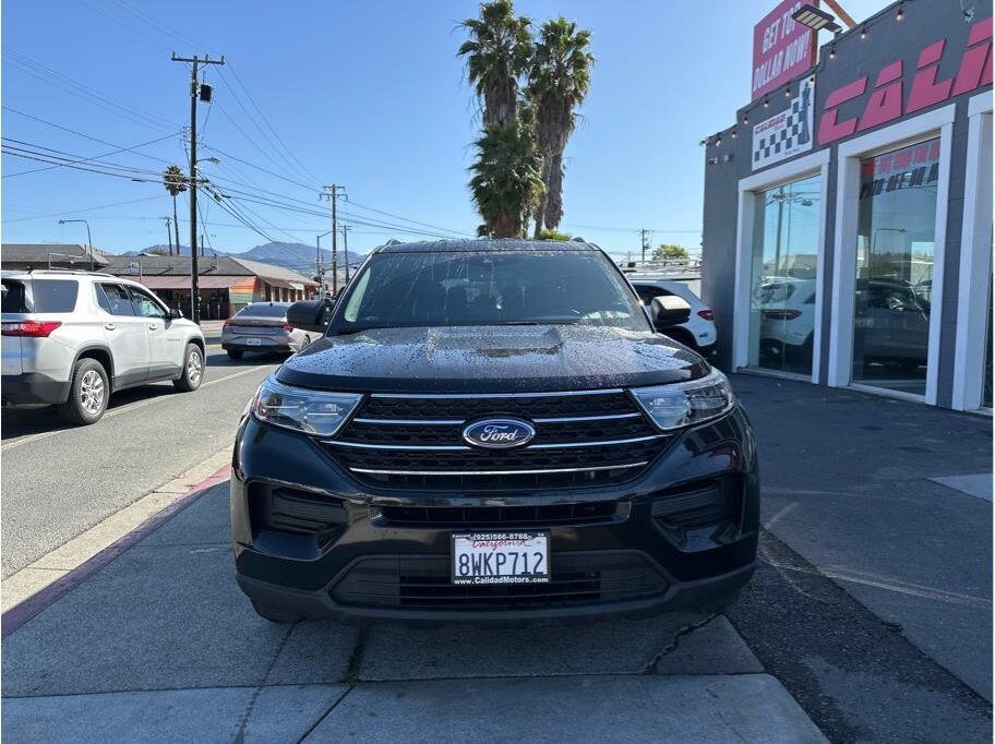 2020 Ford Explorer XLT photo 2