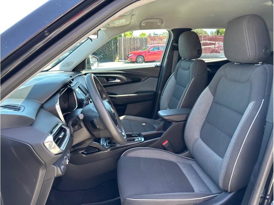 2021 Chevrolet Trailblazer LT - Photo 11