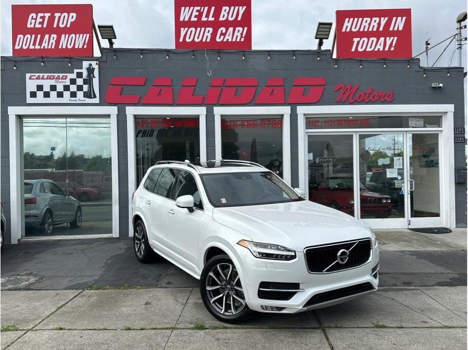 2016 Volvo XC90 Momentum