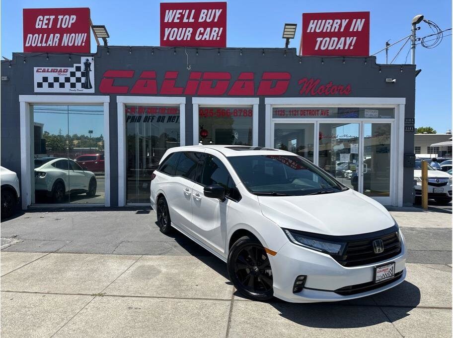 2023 Honda Odyssey Sport photo 2