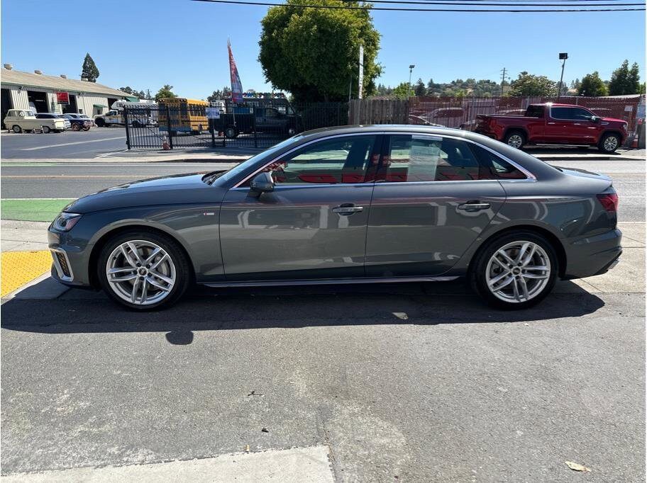 2024 Audi A4 S line Premium Plus photo 4