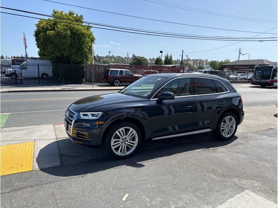 2019 Audi Q5 Premium Plus photo 3