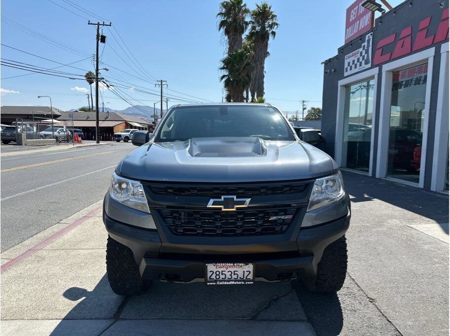 2018 Chevrolet Colorado ZR2 photo 2
