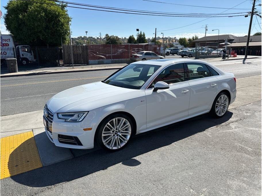 2017 Audi A4 Quattro Premium Plus photo 3