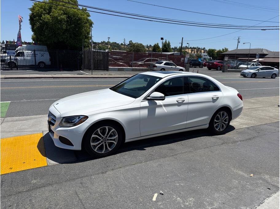 2018 Mercedes Benz C 300 photo 3
