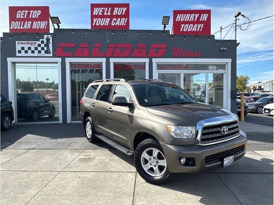 2014 Toyota Sequoia SR5