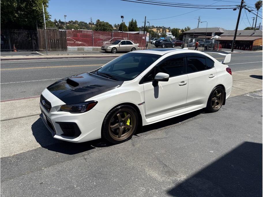 2020 Subaru WRX STI Limited photo 3