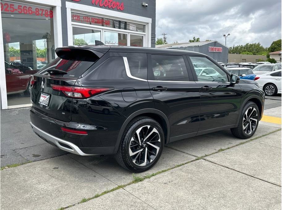 2024 Mitsubishi Outlander SE - Photo 7