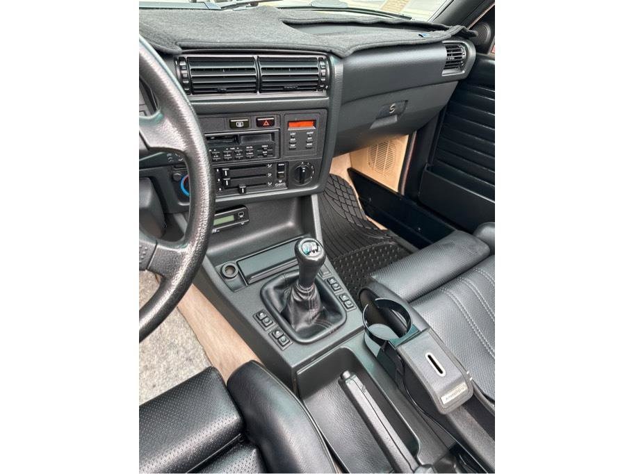 1991 BMW 3 Series - Photo 21