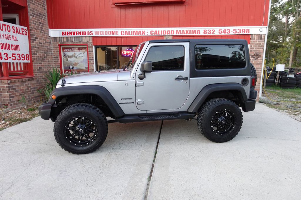 2013 Jeep Wrangler Sport photo 2
