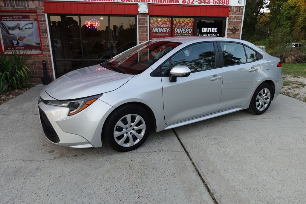 Used 2022 Toyota Corolla LE Sedan