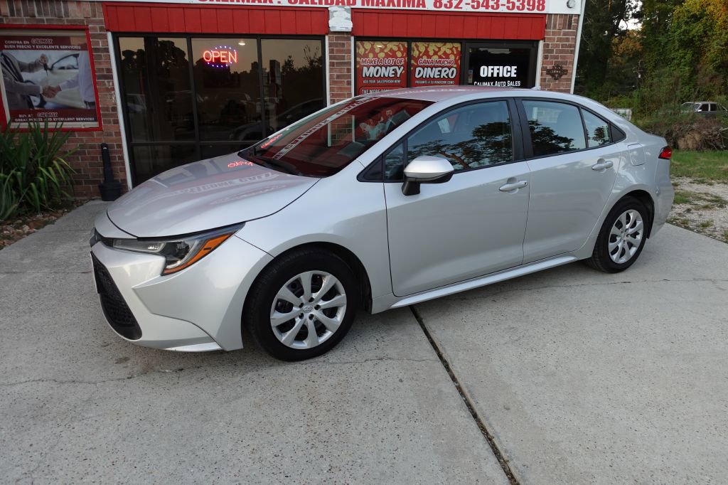 2022 Toyota Corolla LE photo 2