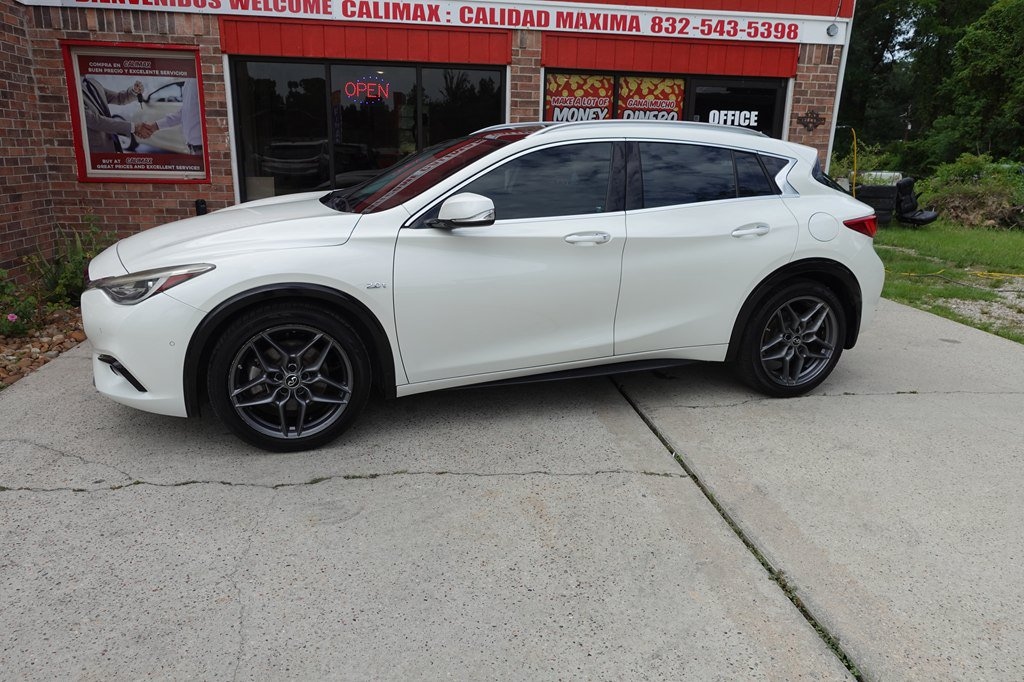 Used 2018 INFINITI QX30 Premium SUV