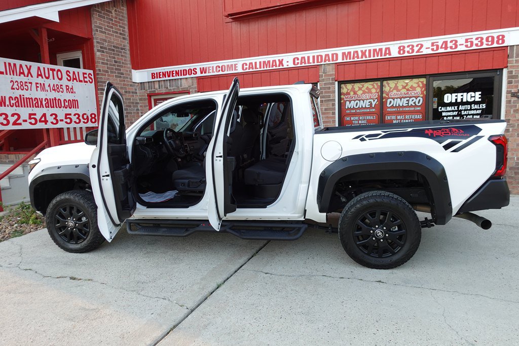 2025 Toyota Tacoma SR - Photo 58