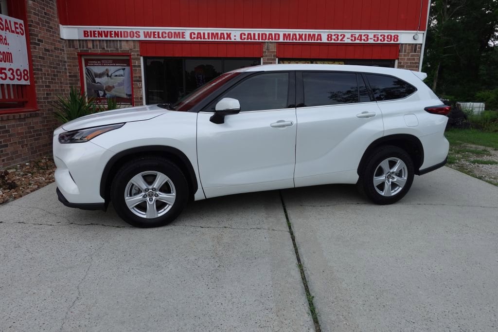 2022 Toyota Highlander L