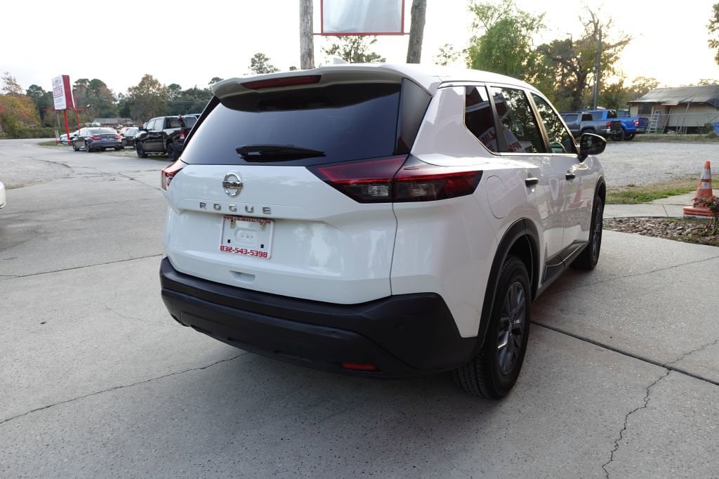 2021 Nissan Rogue S - Photo 16