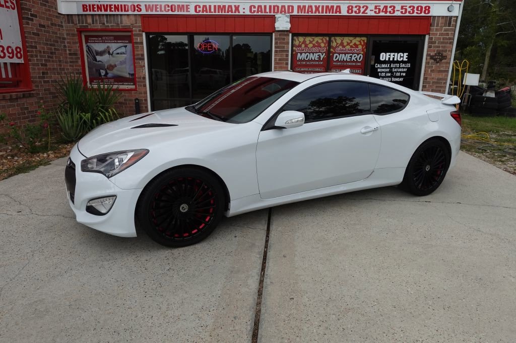 Used 2015 Hyundai Genesis Coupe 3.8 Ultimate w/Black Seats Coupe
