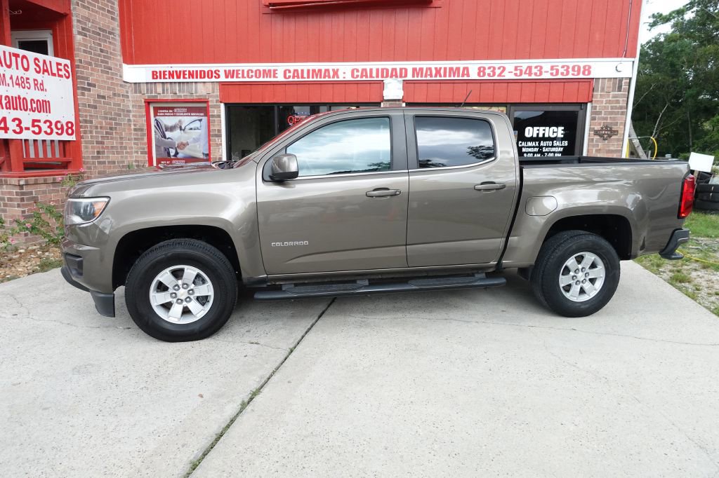 2017 Chevrolet Colorado Work Truck photo 2