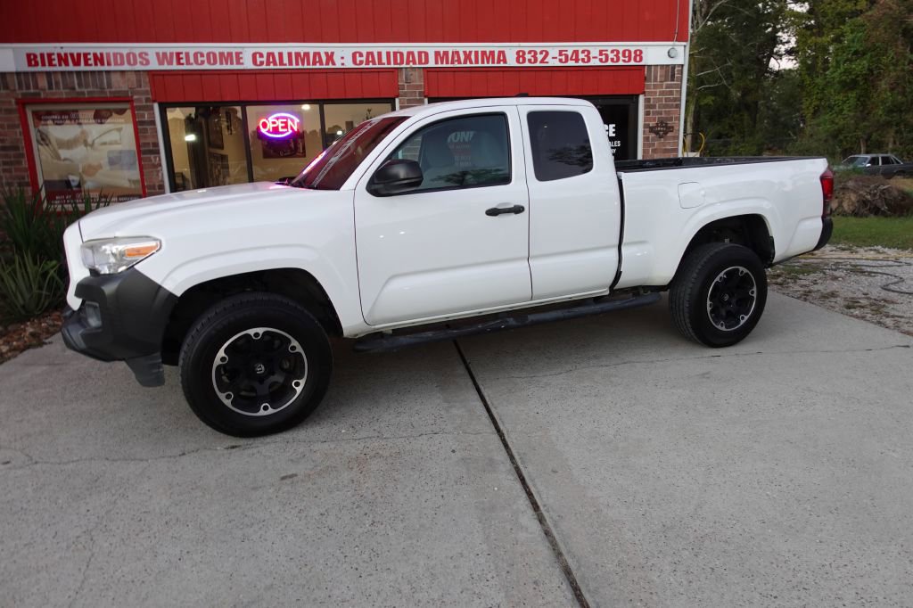 2019 Toyota Tacoma SR5 photo 3