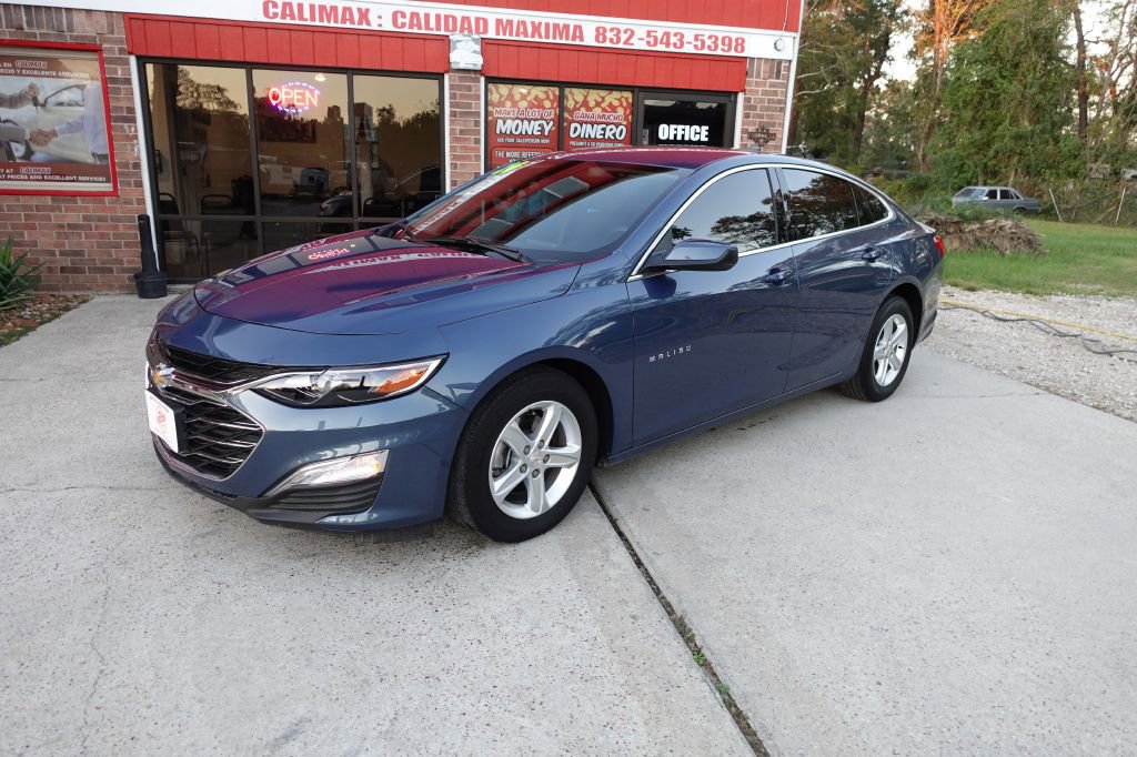 2024 Chevrolet Malibu photo 4