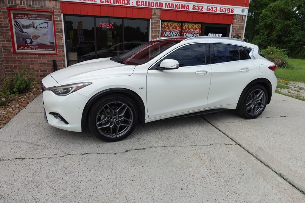 Used 2018 INFINITI QX30 Premium SUV