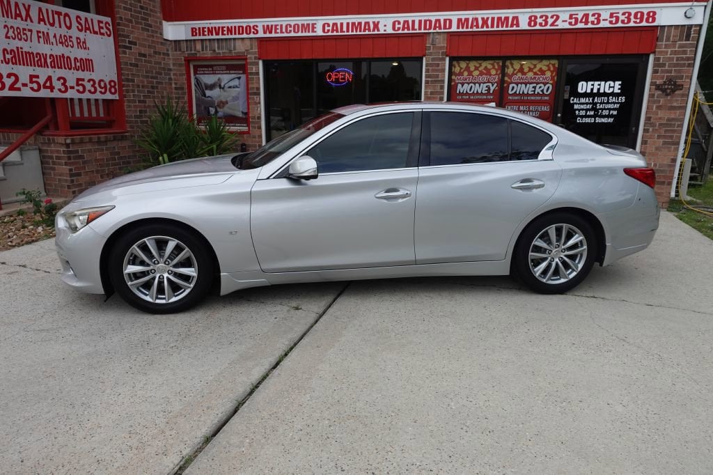 2014 INFINITI Q50 Premium's photo