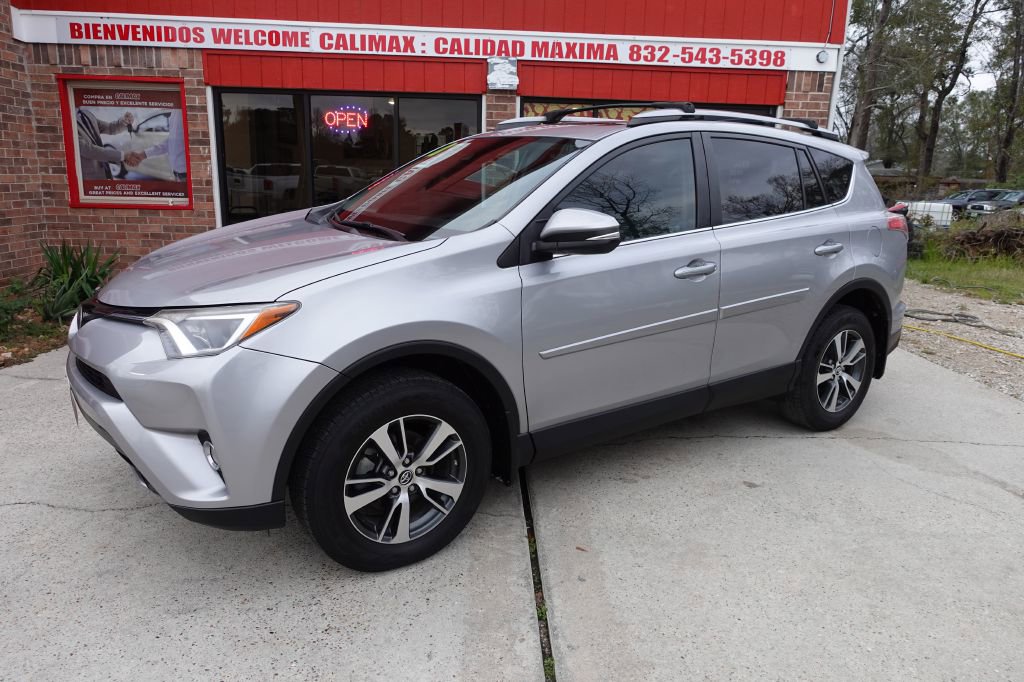 2018 Toyota RAV4 Platinum photo 3