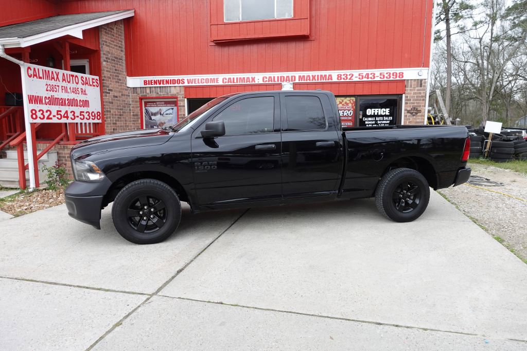 2022 Ram 1500 Classic Tradesman photo 2