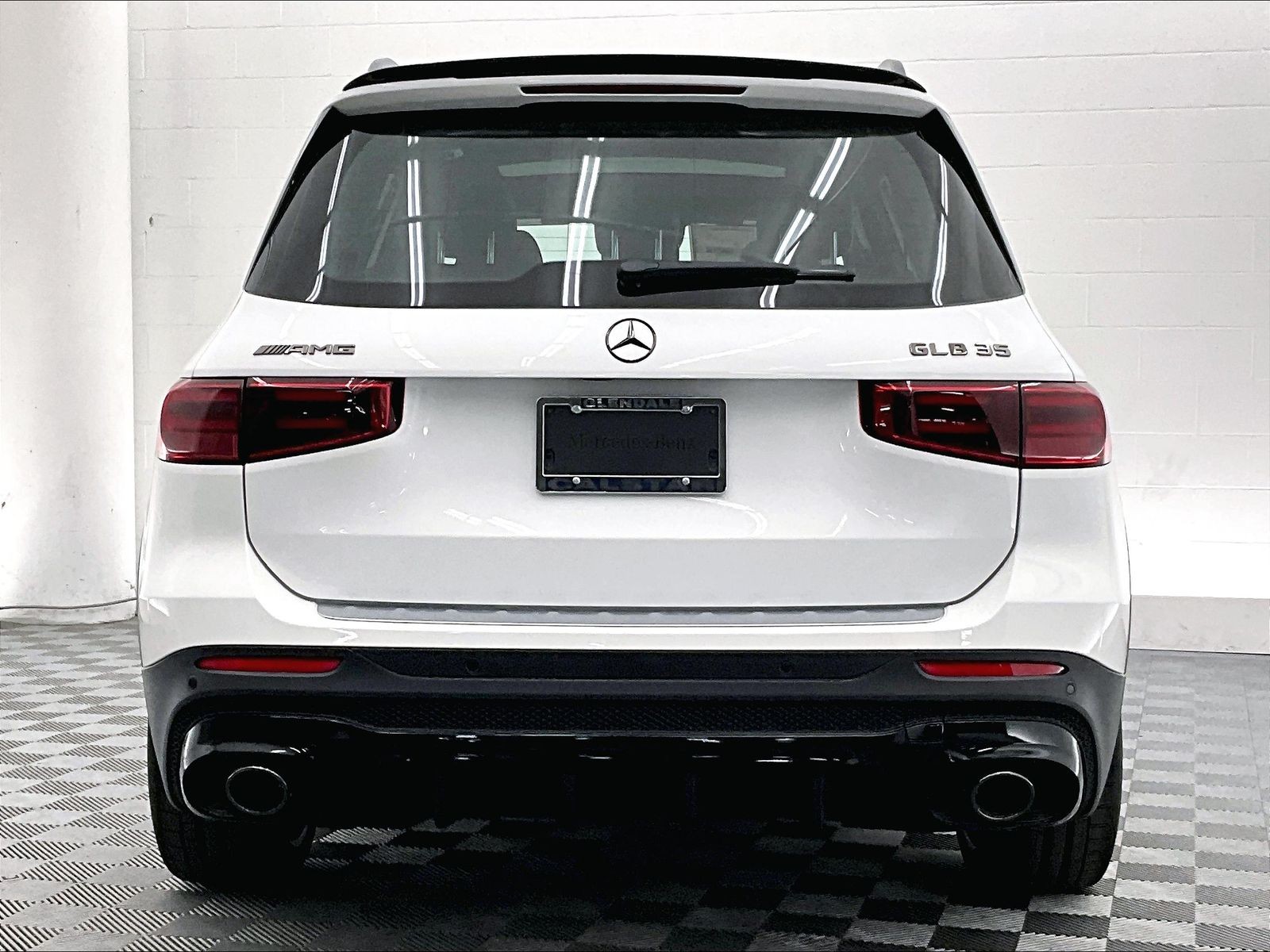 2026 Mercedes-Benz GLB photo 3