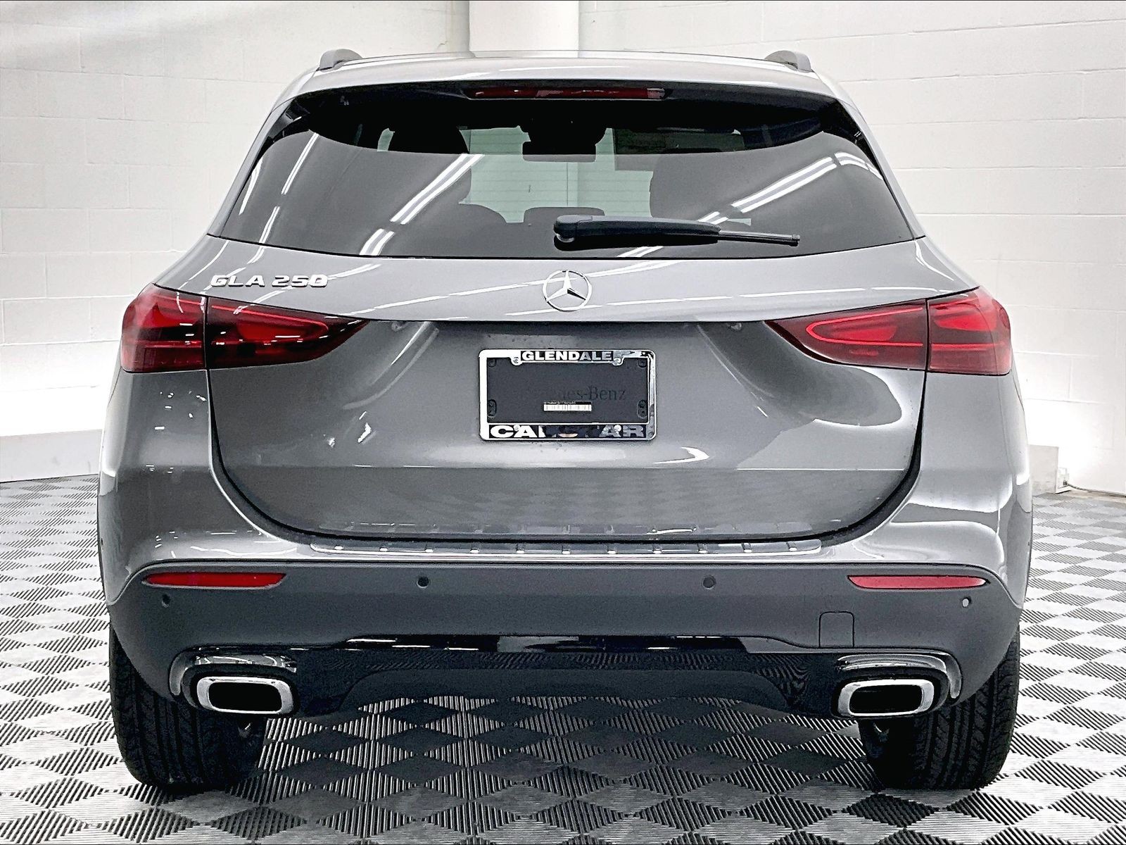 2026 Mercedes-Benz GLA photo 3