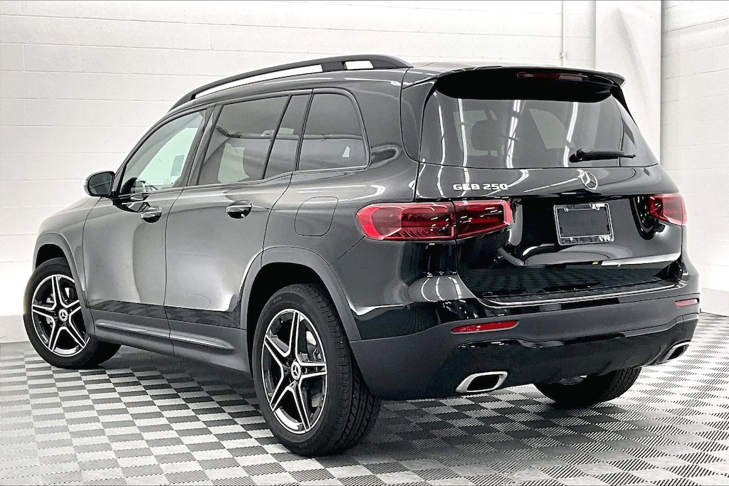 New 2026 Mercedes-Benz GLB 250 SUV