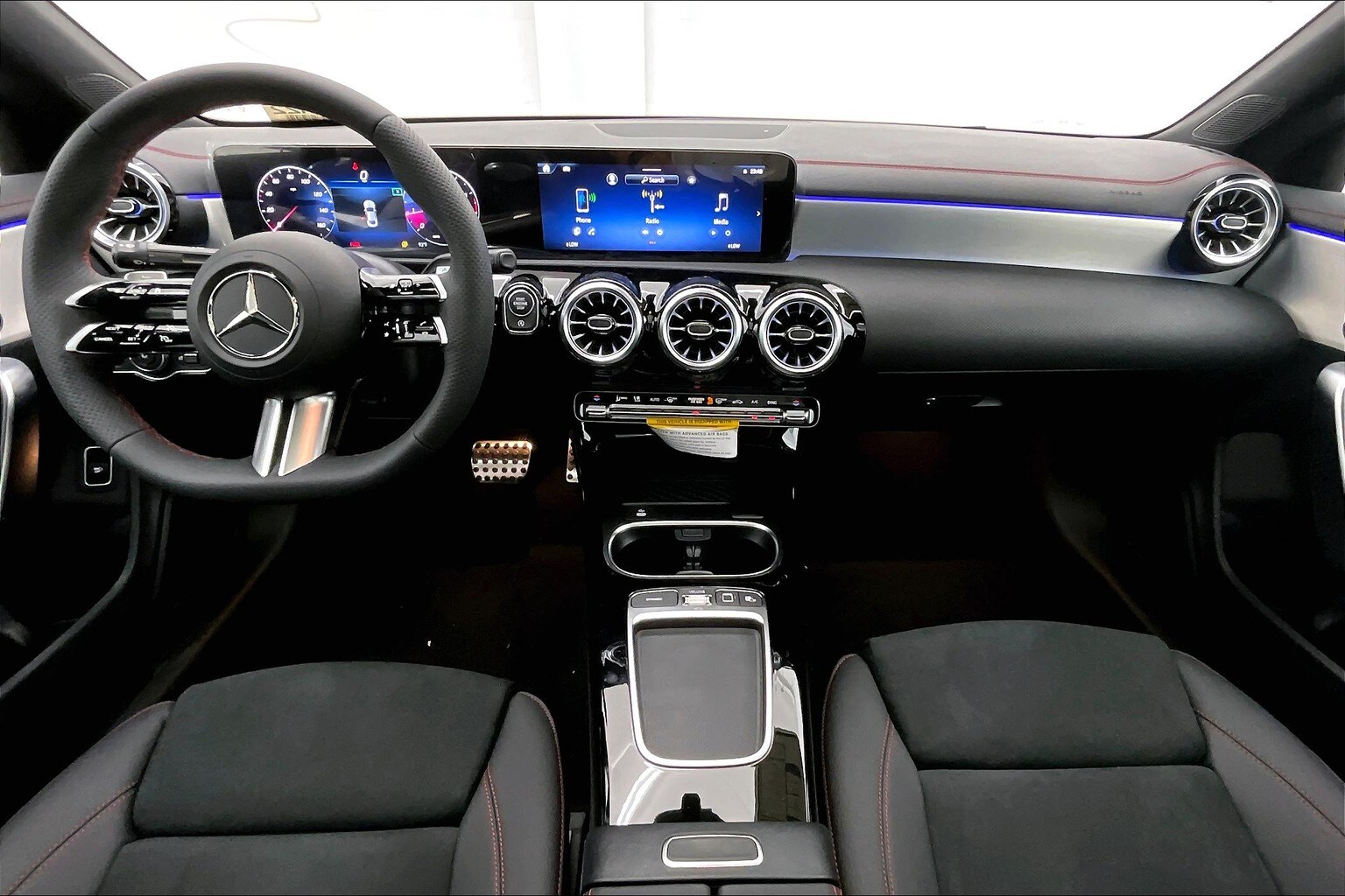 2026 Mercedes Benz CLA 250 photo 4