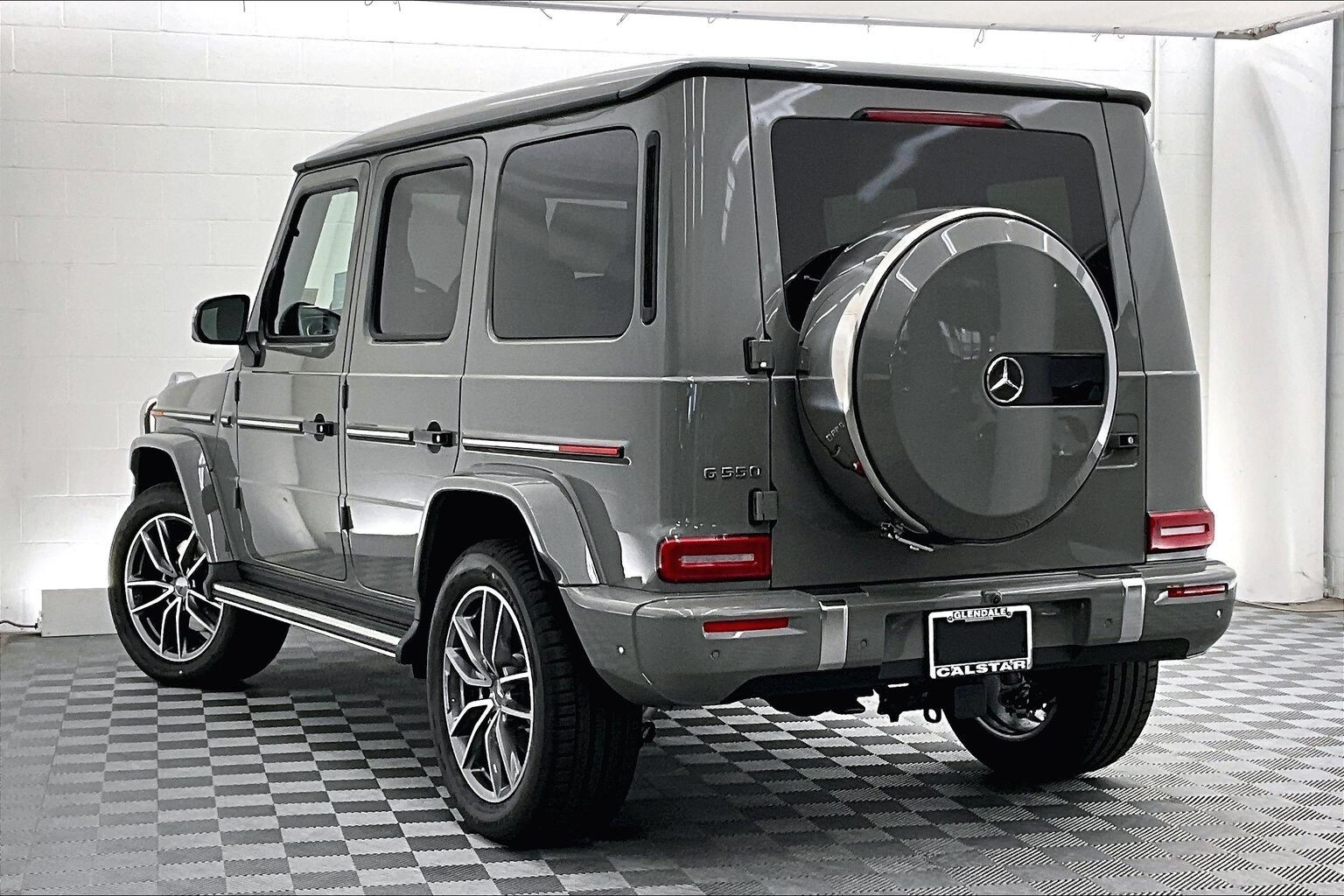 2026 Mercedes Benz G 550 photo 2