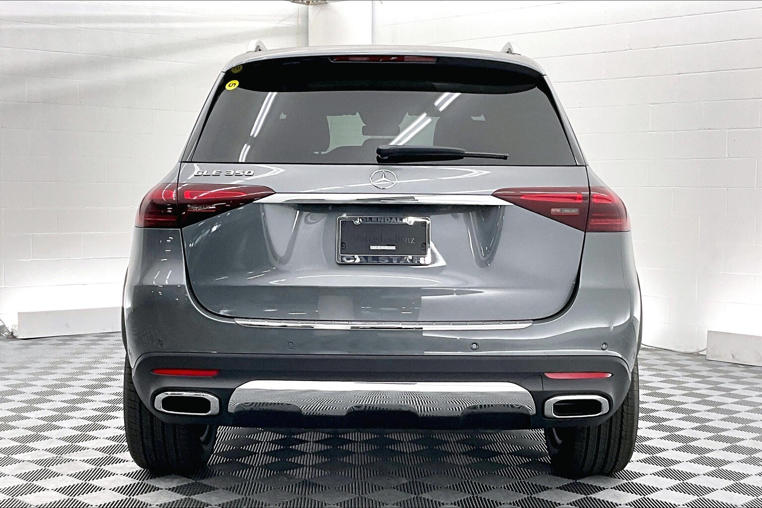 2025 Mercedes Benz GLE 350 4MATIC photo 2