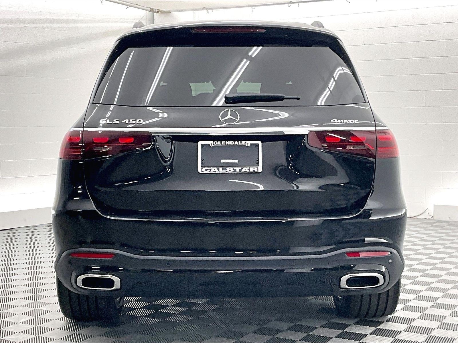 2026 Mercedes-Benz GLS photo 3