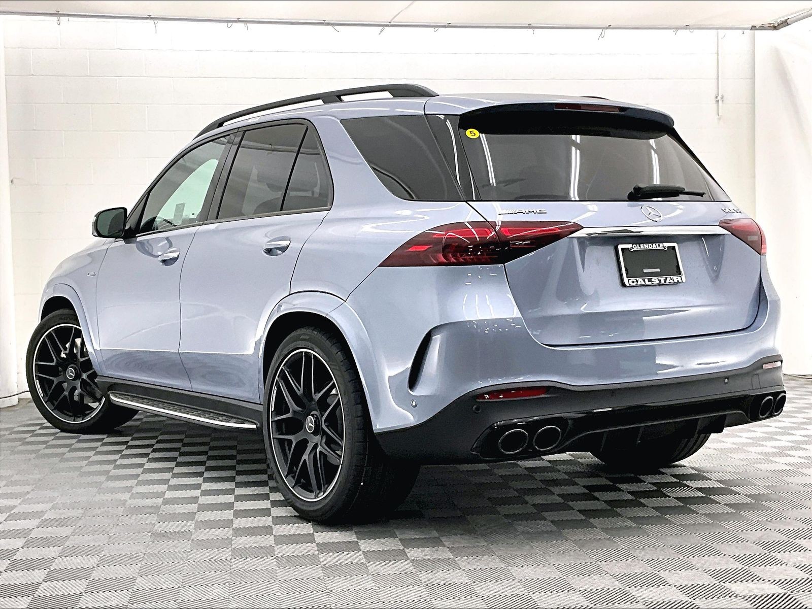 2026 Mercedes-Benz GLE photo 2