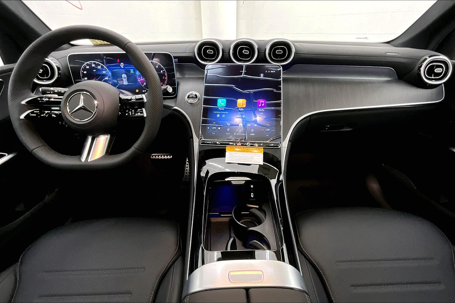 2026 Mercedes Benz GLC 300 photo 3