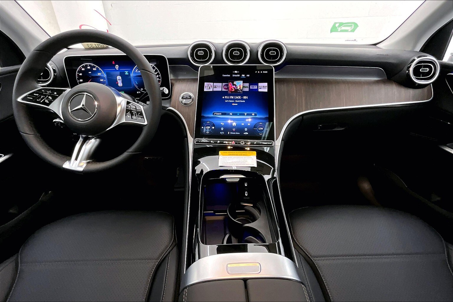 2026 Mercedes Benz GLC 350e 4MATIC photo 4