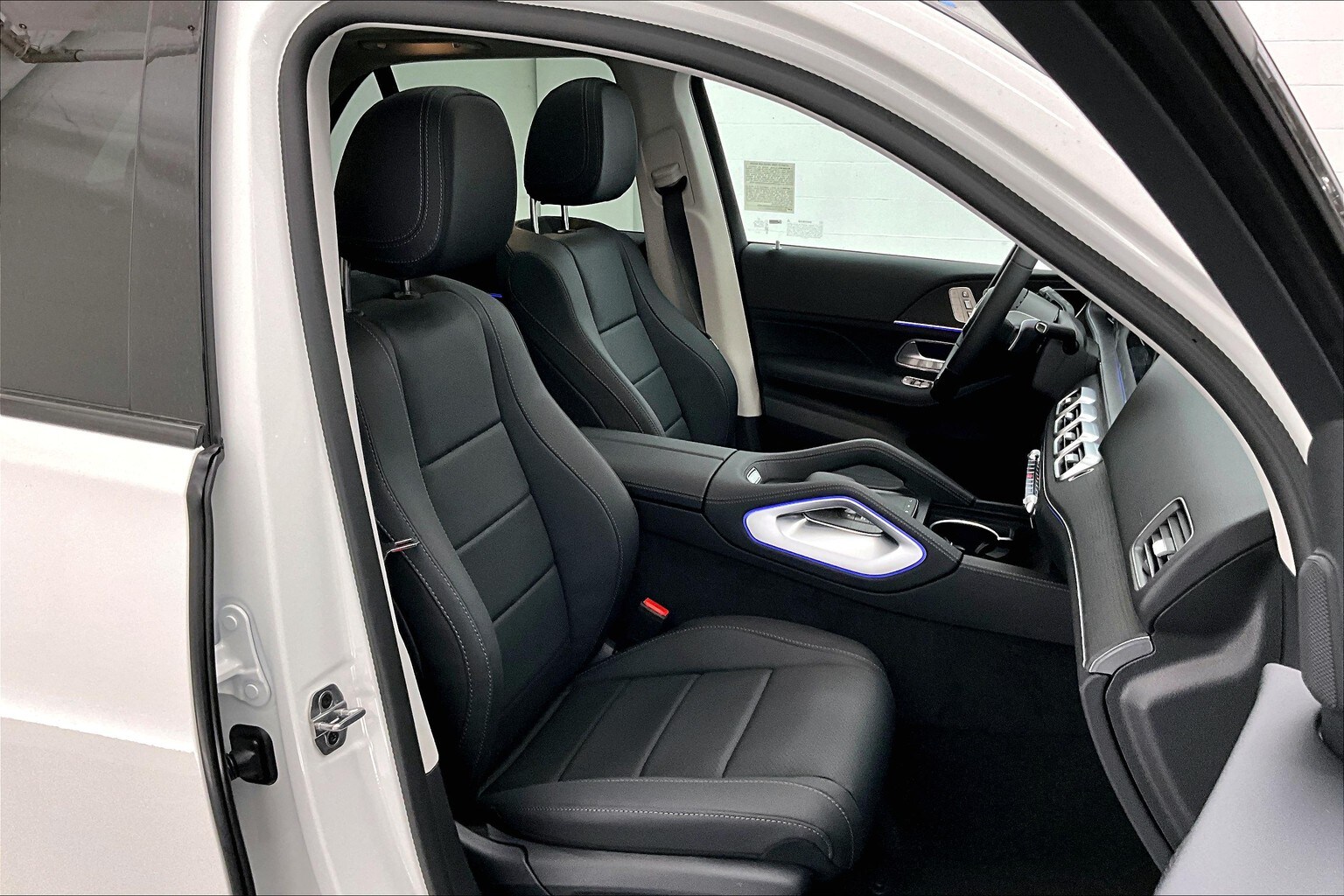 2026 Mercedes Benz GLE 450 4MATIC photo 2