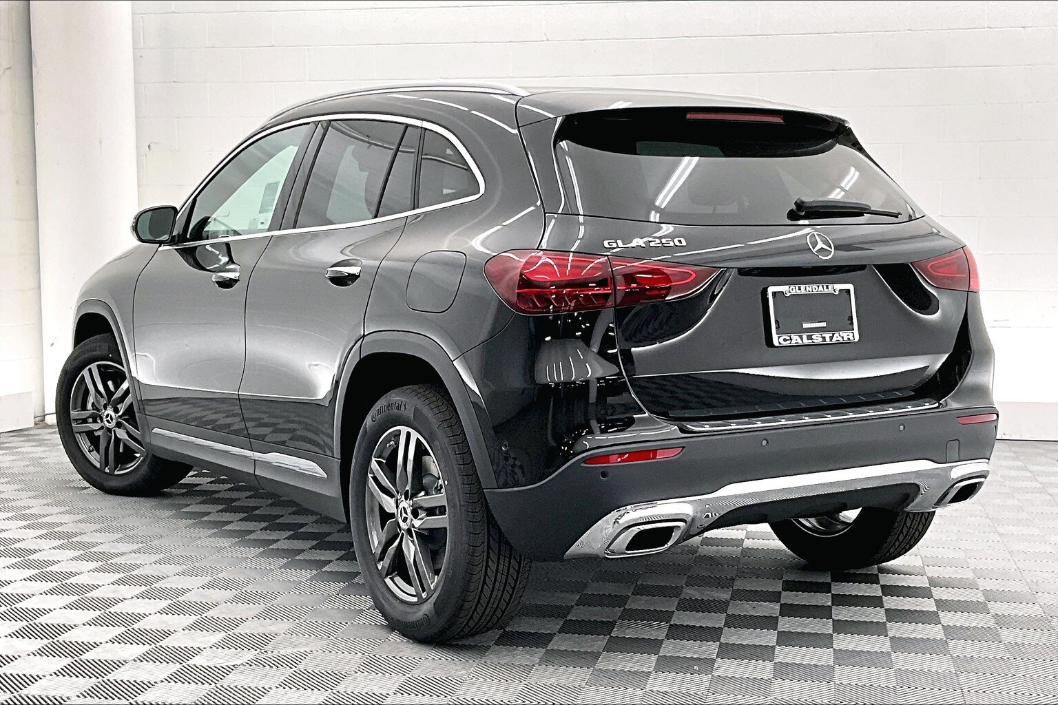 2026 Mercedes Benz GLA 250 photo 2