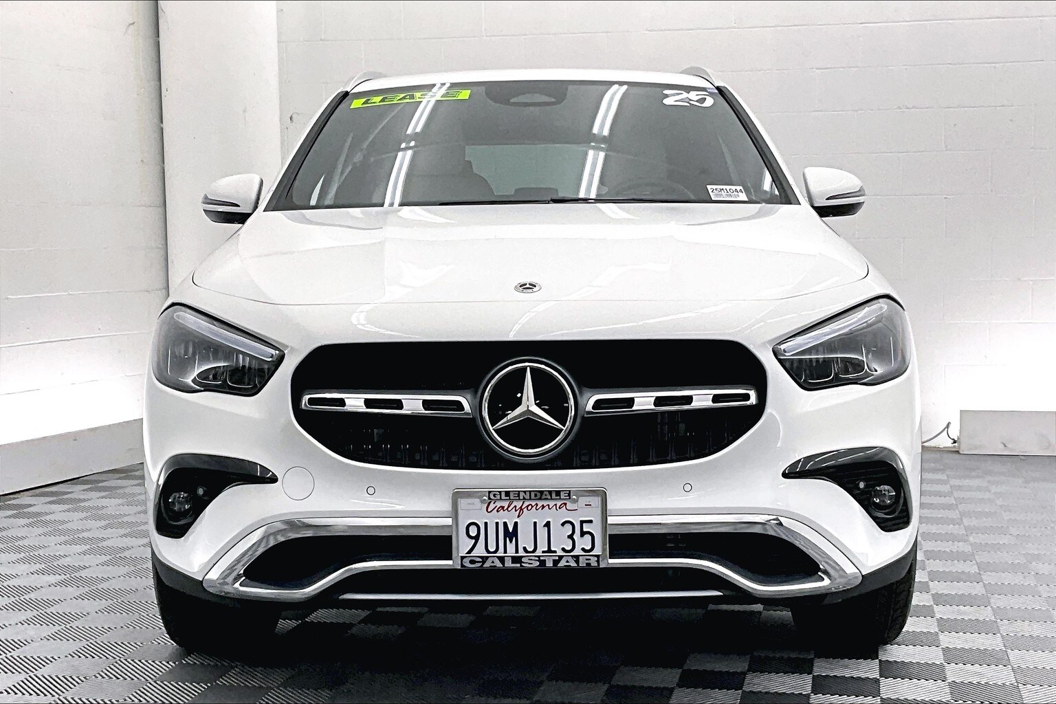 2025 Mercedes Benz GLA 250 photo 2