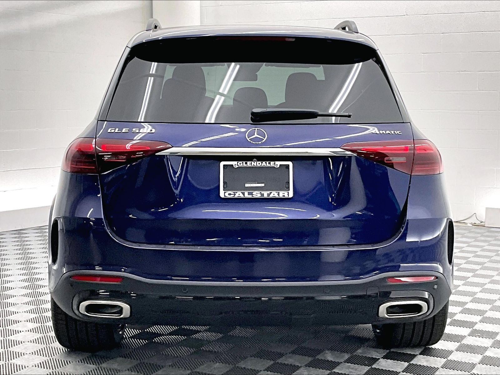 2026 Mercedes-Benz GLE photo 3