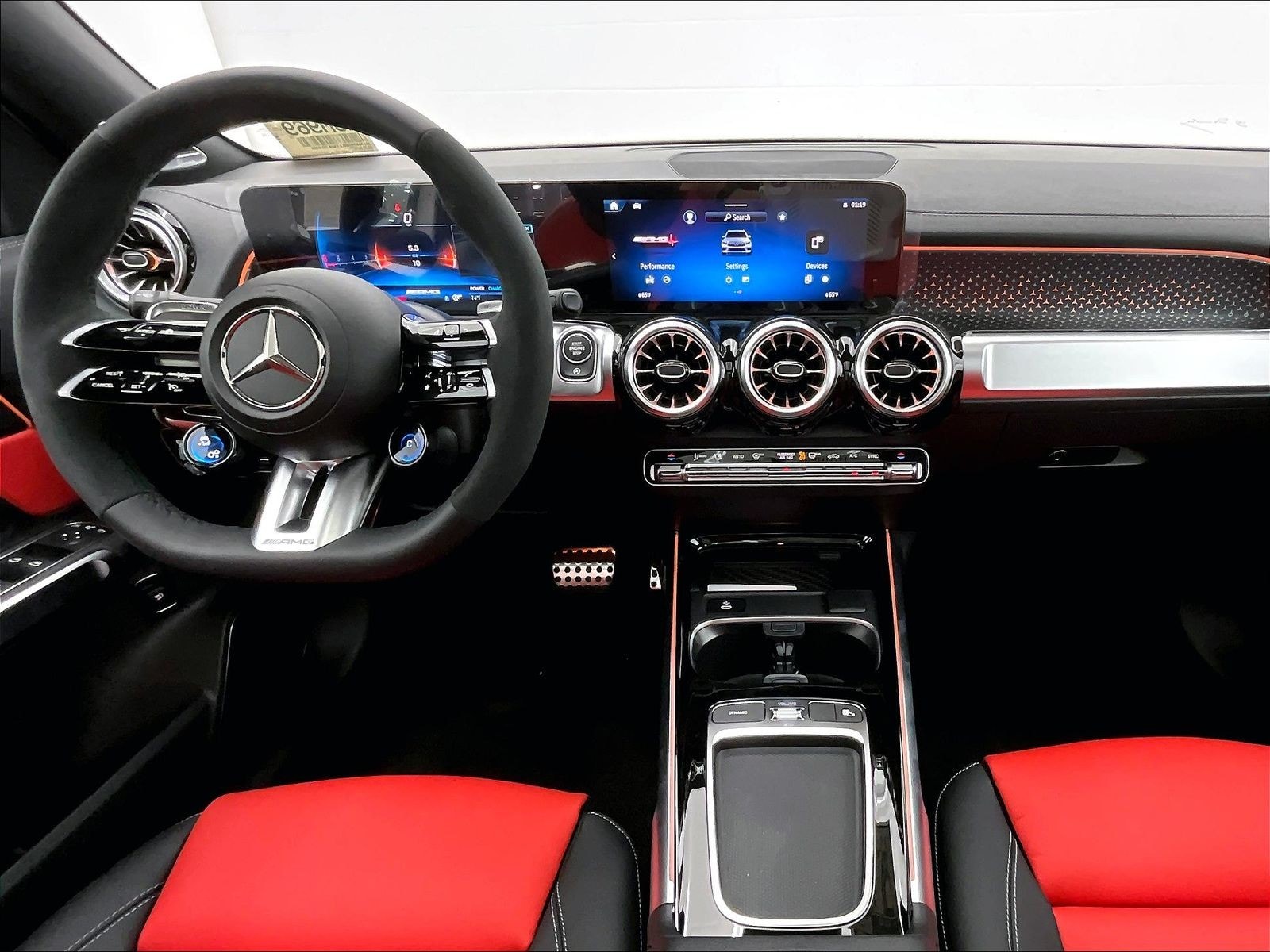 2026 Mercedes-Benz GLB photo 4