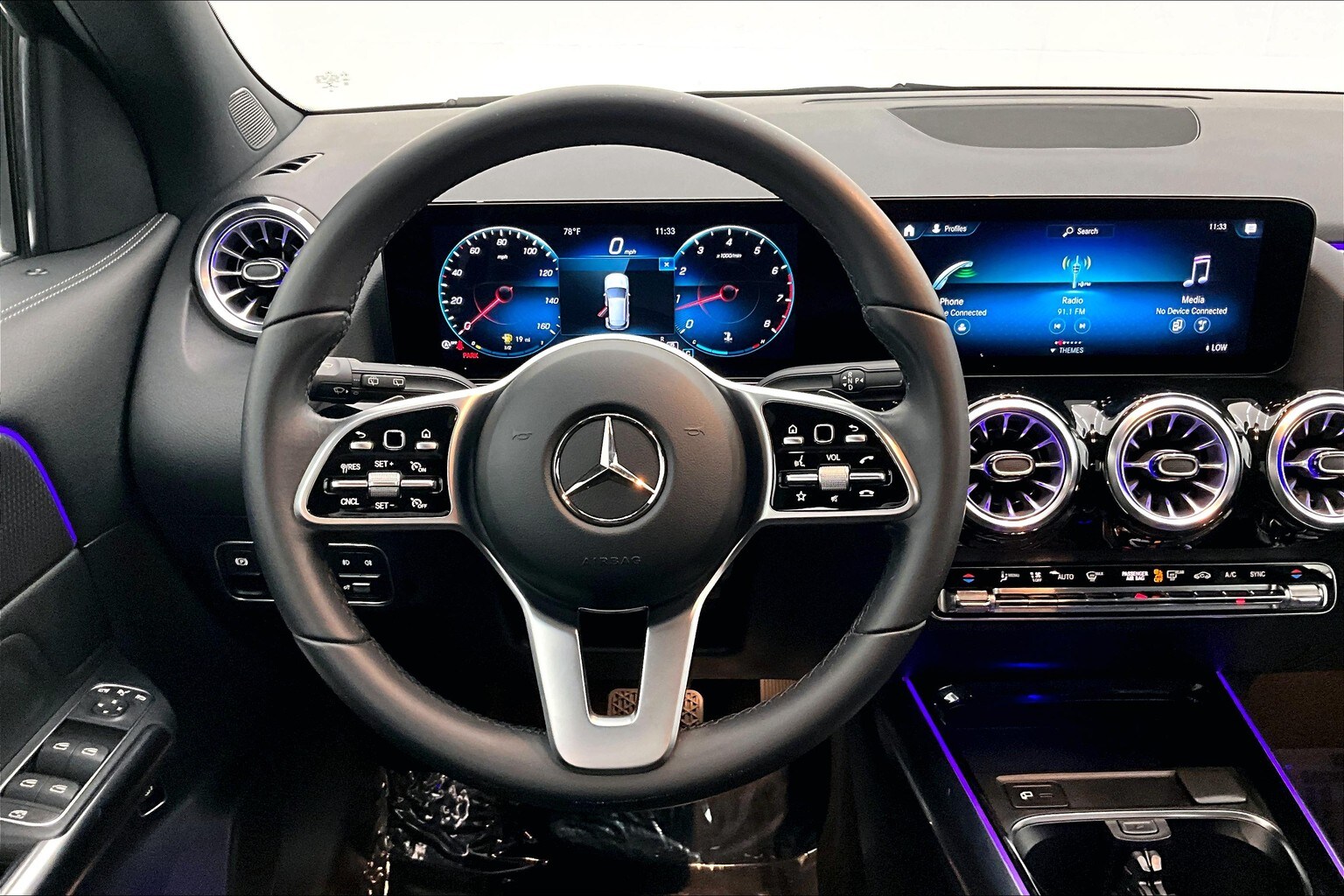 2022 Mercedes Benz GLA 250 4MATIC photo 4