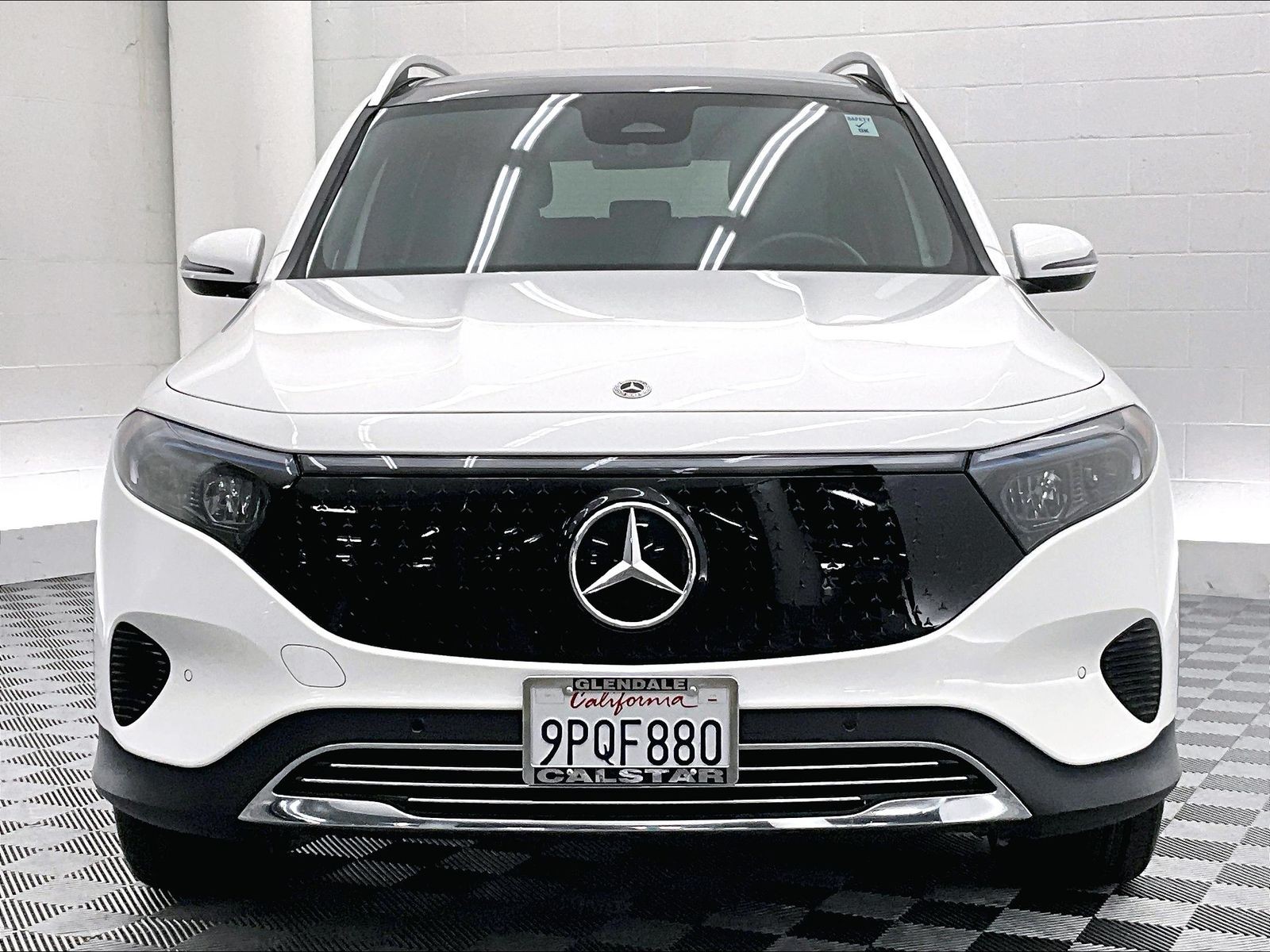 Certified 2024 Mercedes-Benz EQB Base with VIN W1N9M0CBXRN095829 for sale in Glendale, CA