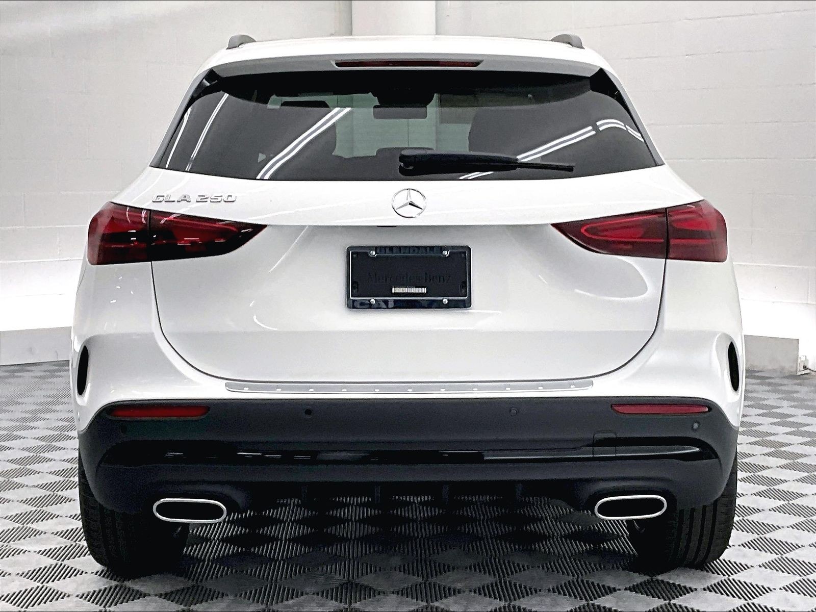 2026 Mercedes-Benz GLA photo 3