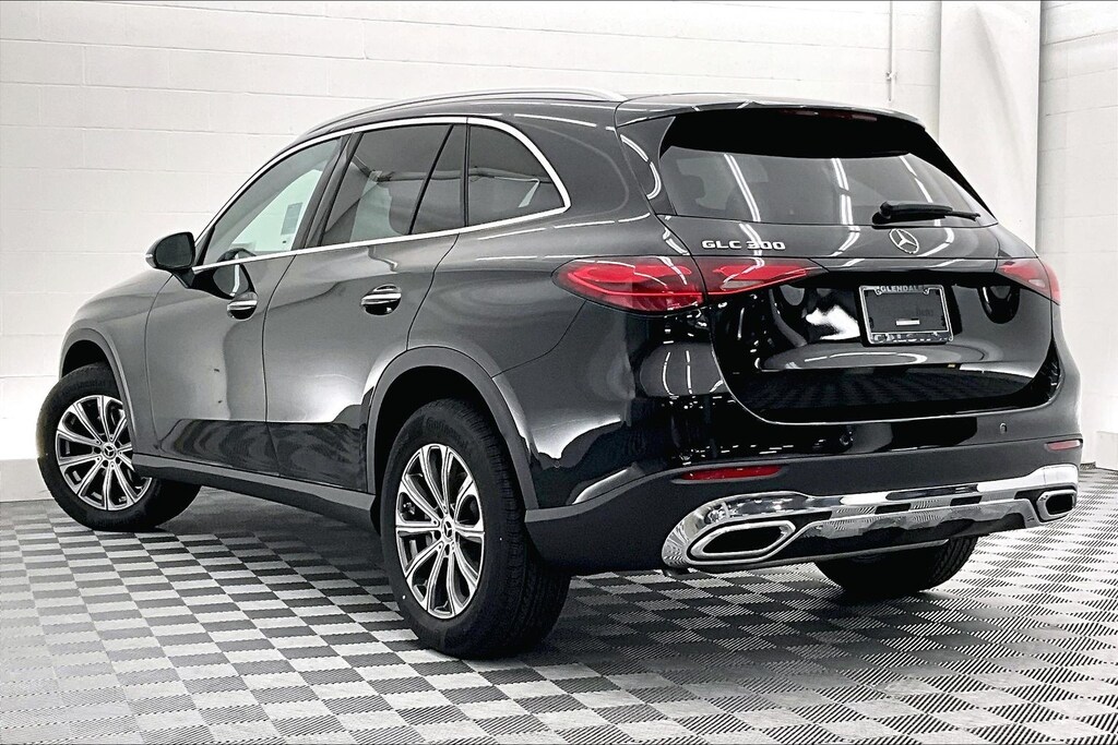 New 2026 Mercedes-Benz GLC 300  SUV