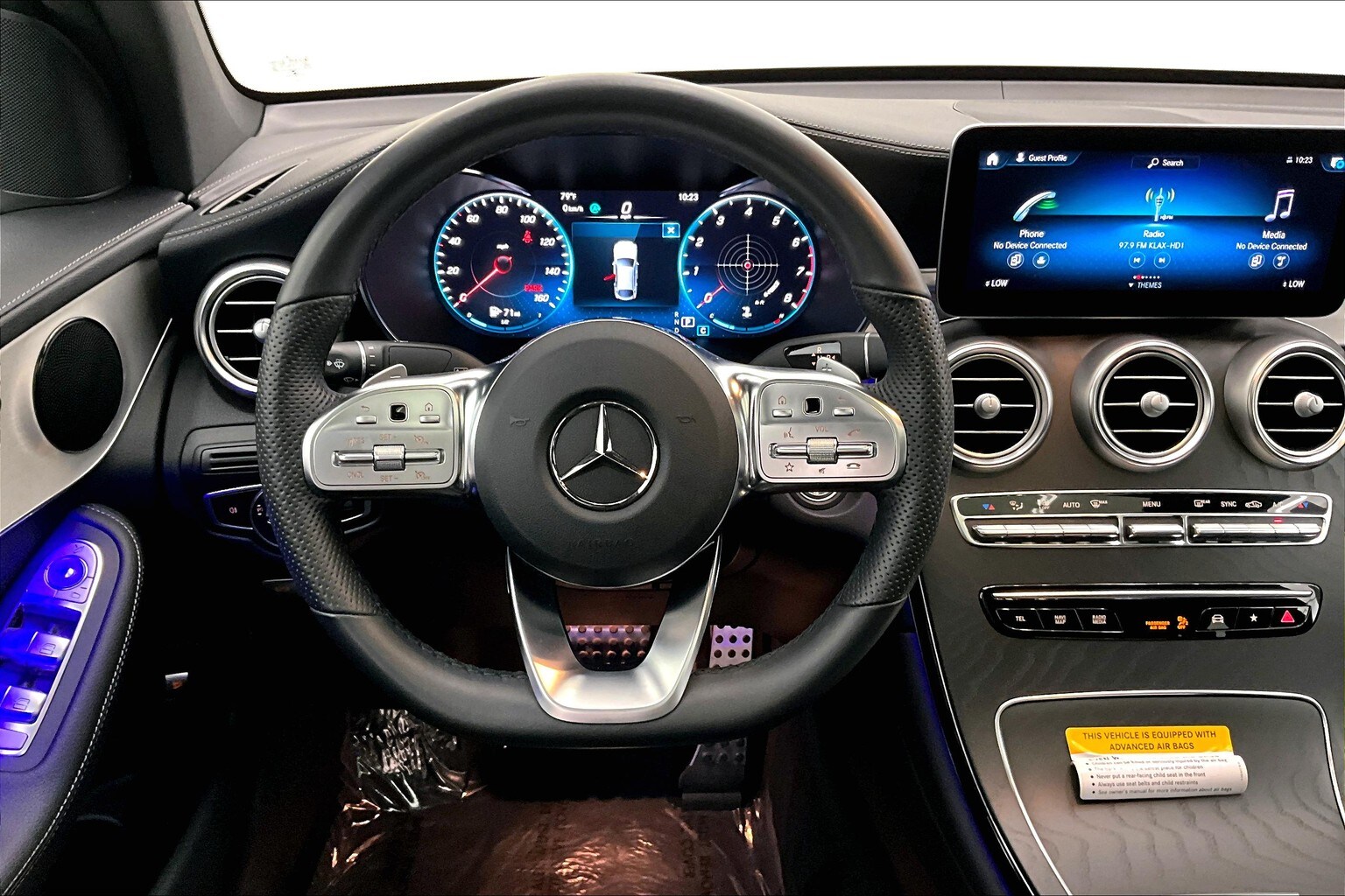 2022 Mercedes Benz GLC 300 4MATIC Coupe photo 2