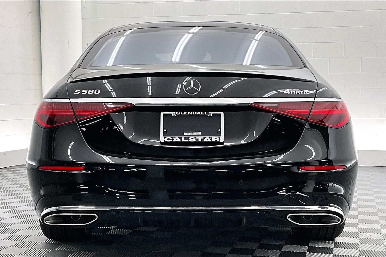 2025 Mercedes Benz S 580 4MATIC photo 3