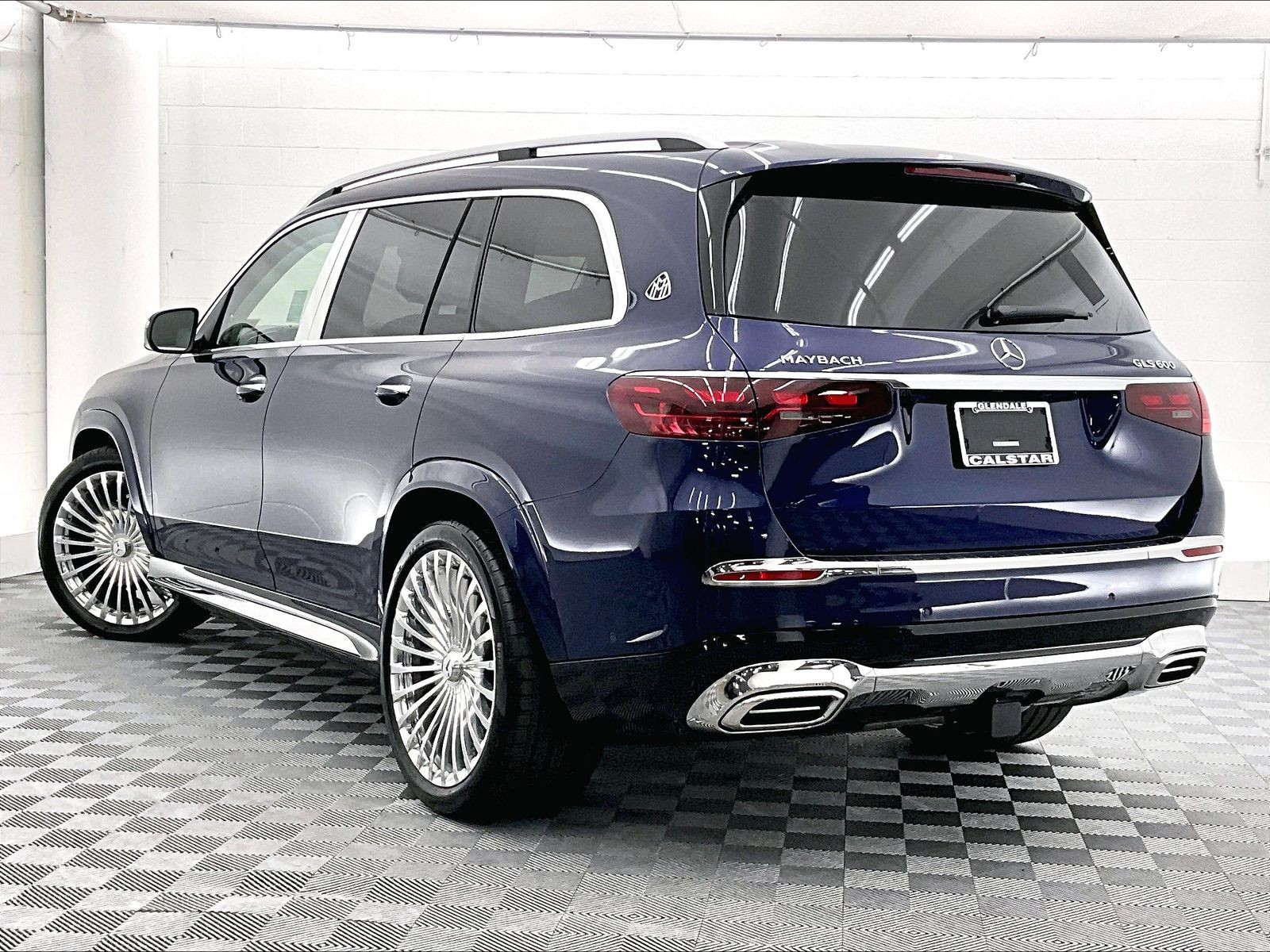 2026 Mercedes-Benz GLS photo 2
